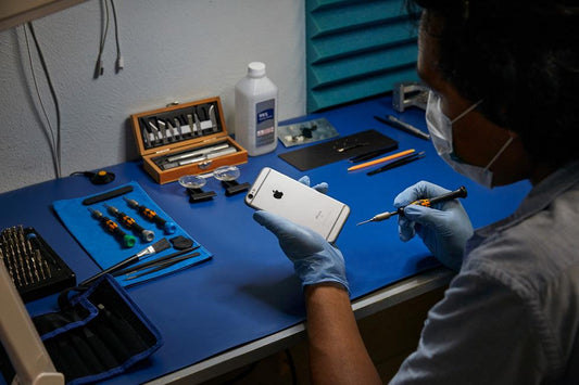 The Essential Guide to Apple Store Repairs: Get Your Devices Fixed with Ease! - TekStore